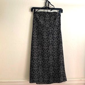 Strapless dress with neck tie